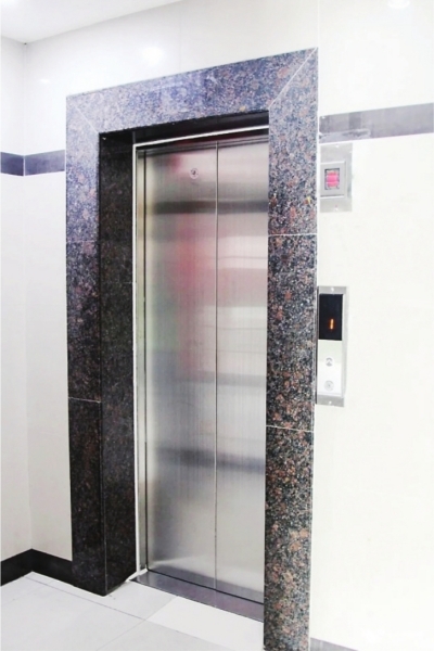 X_6_1819781_b.jpg
