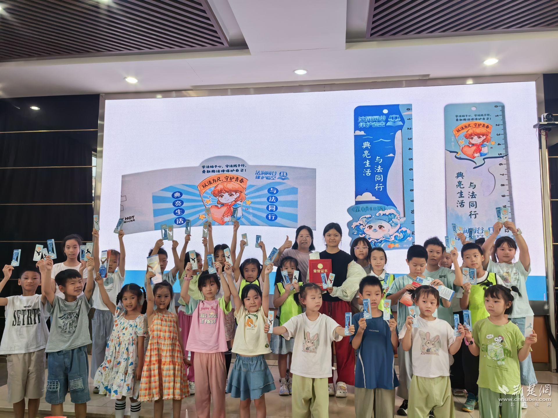 2f28bcd7c3d7831cd3218b833f888d58.jpg