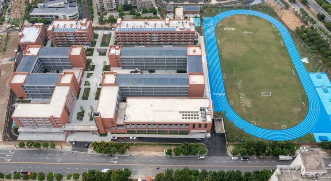 今秋启用，新增2400个高中学位！