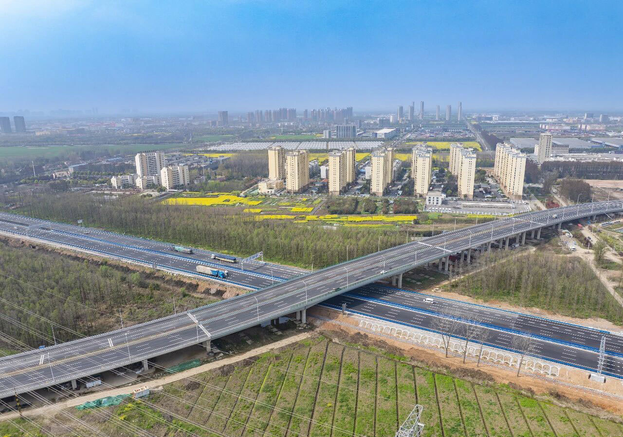 打通向西大动脉！金山大道西延线二期通车